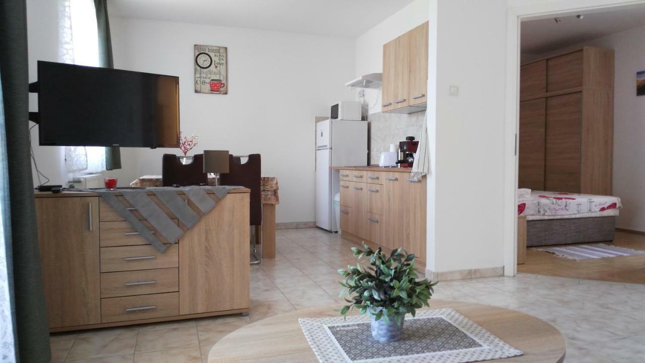 Modor Apartman Alsópáhok Exterior foto